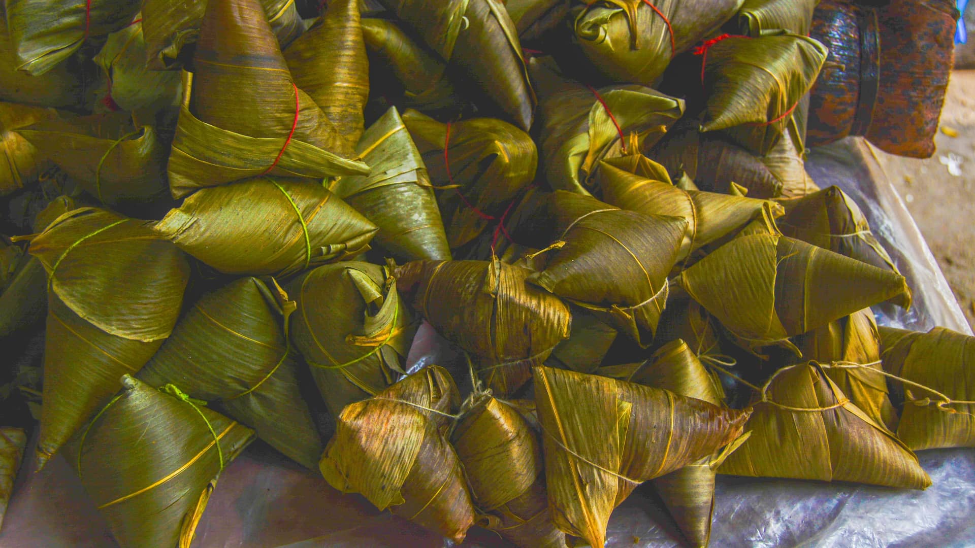 端午時節話“艾裕” -- 回望中國傳統的祛病防疫節 端午時節話“艾裕” -- 回望中國傳統的祛病防疫節